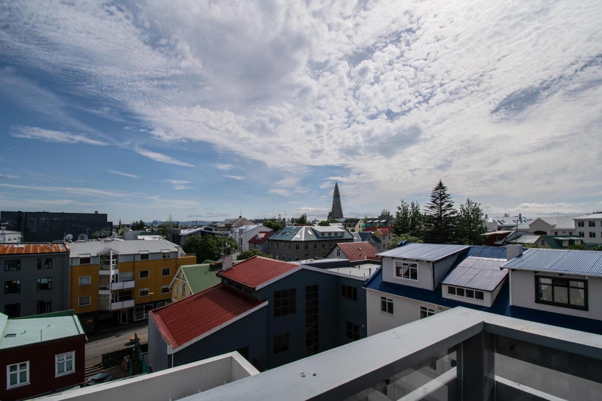 Mani Apartments Reykjavik Exterior photo